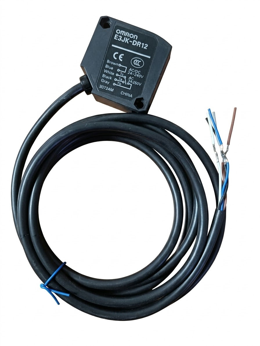 Sensor fotoeléctrico de reflexión difusa OMRON E3JK-DR12
