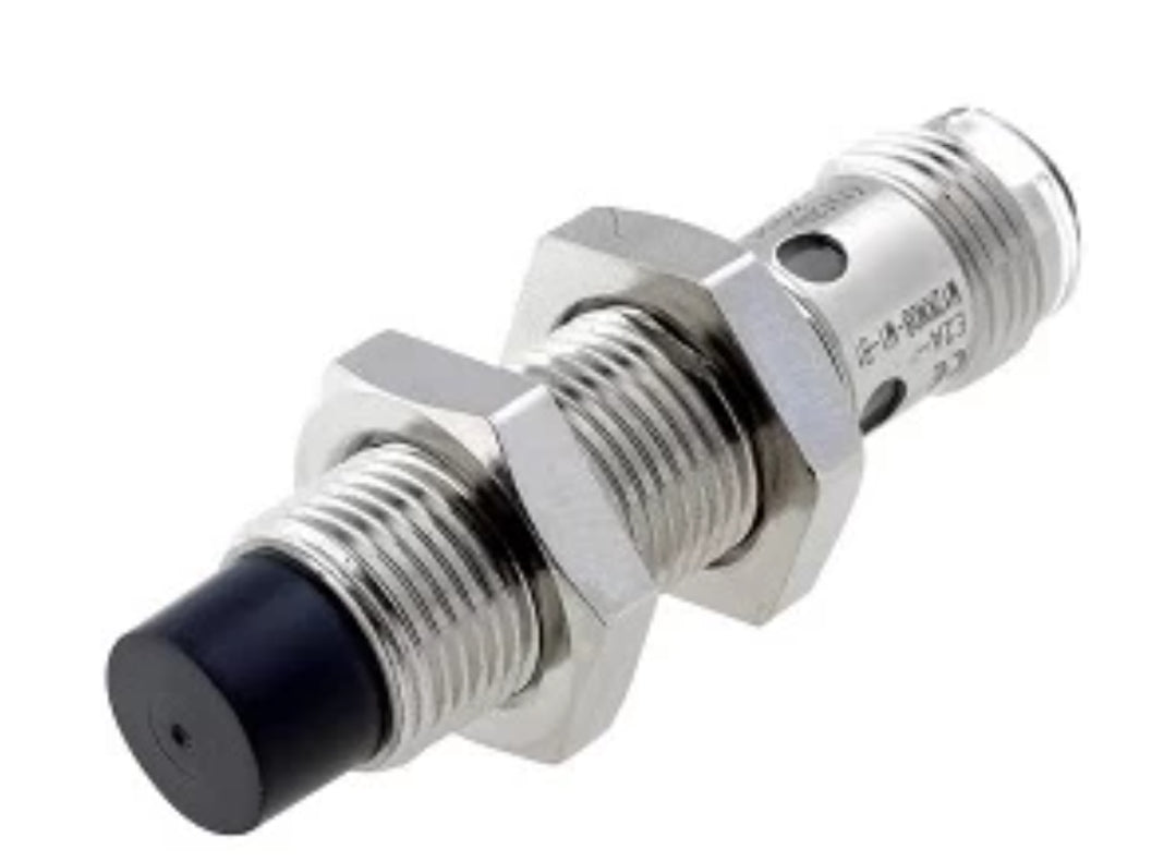 Sensor inductivo OMRON E2A-M12KN08-M1-B1 M12 8 mm PNP NO